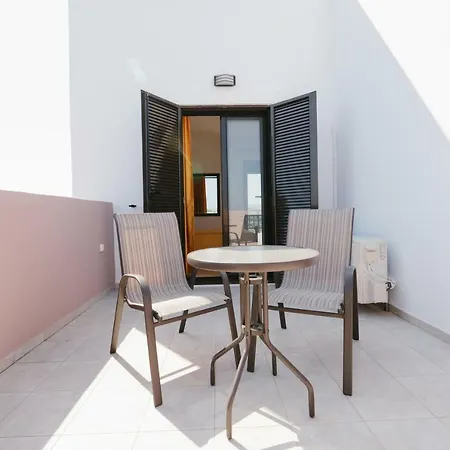Villa Irini & Vasiliki Afantou